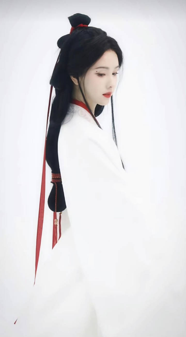 陈都灵仙人之姿啊…
