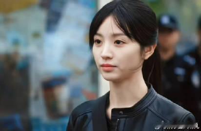 田曦薇只要我睡够快领导就喊不醒我职场躺平天花板非李茜莫属，怕被上级追究责任直接闭