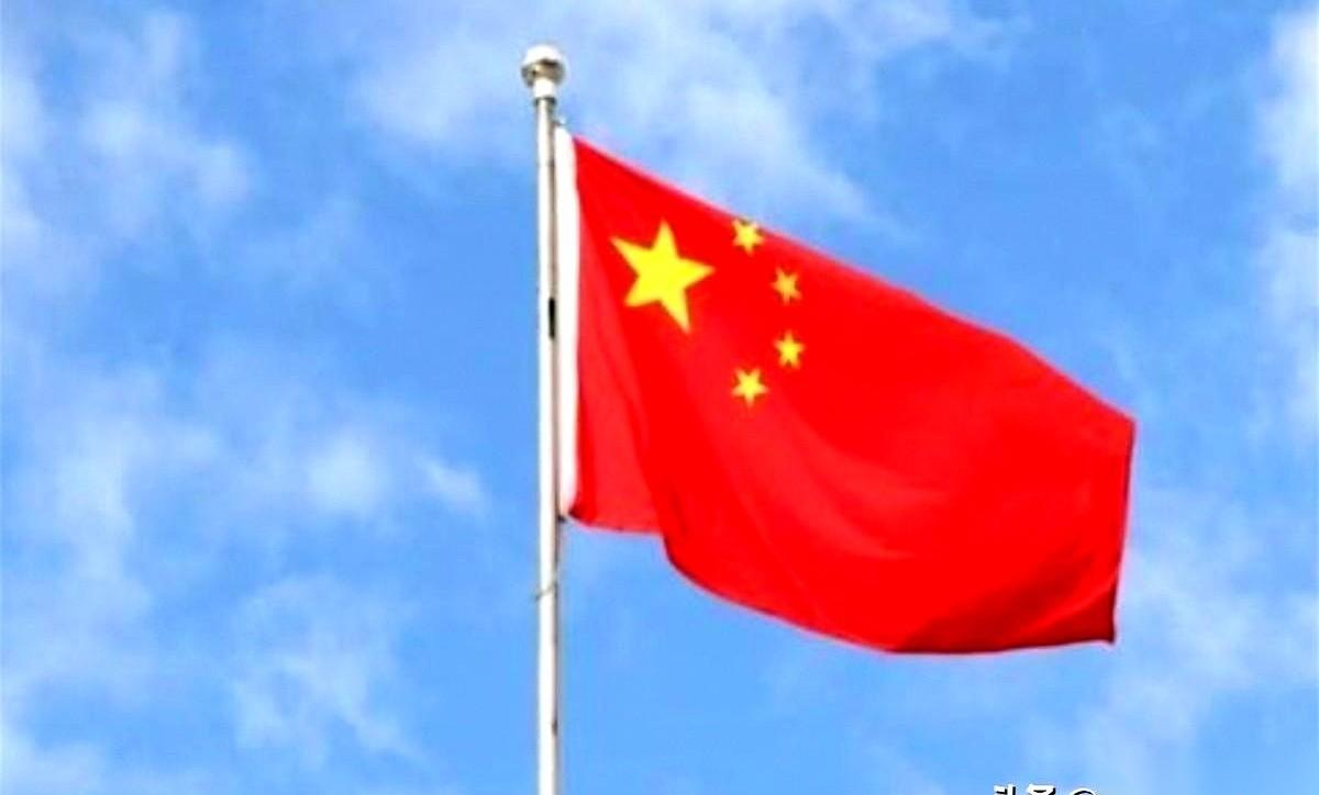 老美那边眼珠子都快瞪出来了，乌拉圭总统还是来了。就顶着这么大的压力，飞了半个地