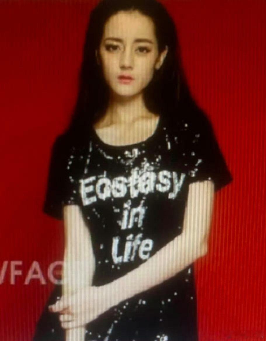 迪丽热巴早期居然长这样，突然发现长的好像暮光之城里面的小k啊。