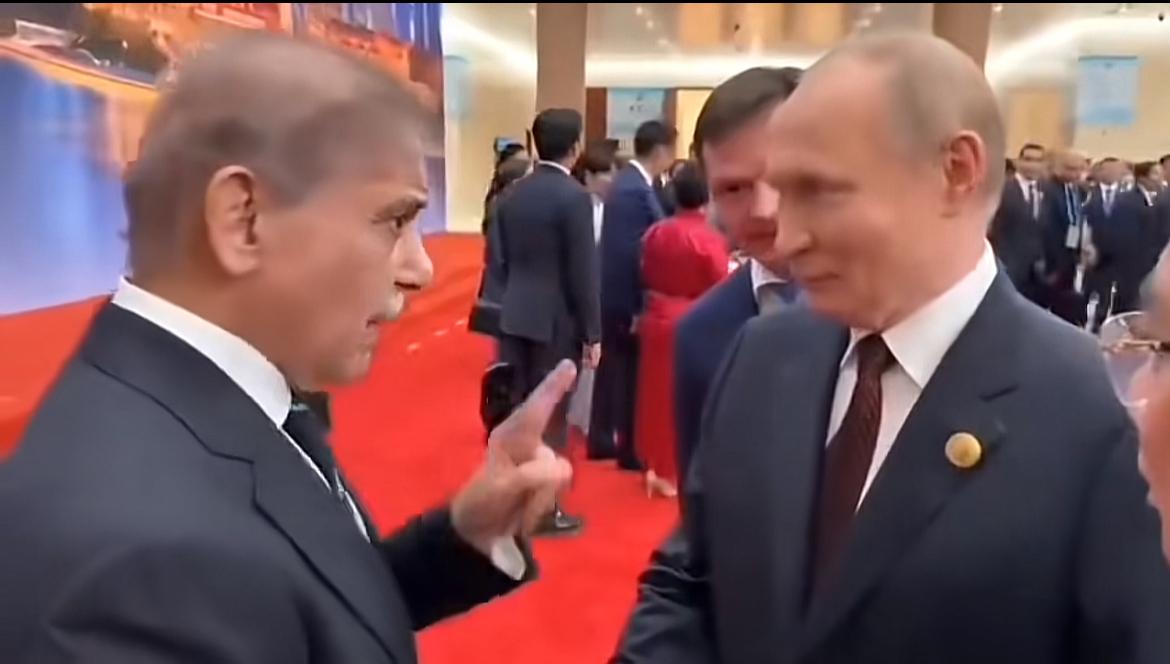 看看巴铁兄弟，这次峰会上出镜率真高，与各国领导人谈话握手！自从巴铁兄弟打了大胜仗