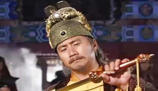 1380年，朱元璋灭了胡惟庸九族，冤杀了上万人，马皇后心痛不已，故意问道：“陛下