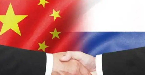 俄罗斯不会和美国联手对付中国别以为俄罗斯会傻乎乎地跟美国