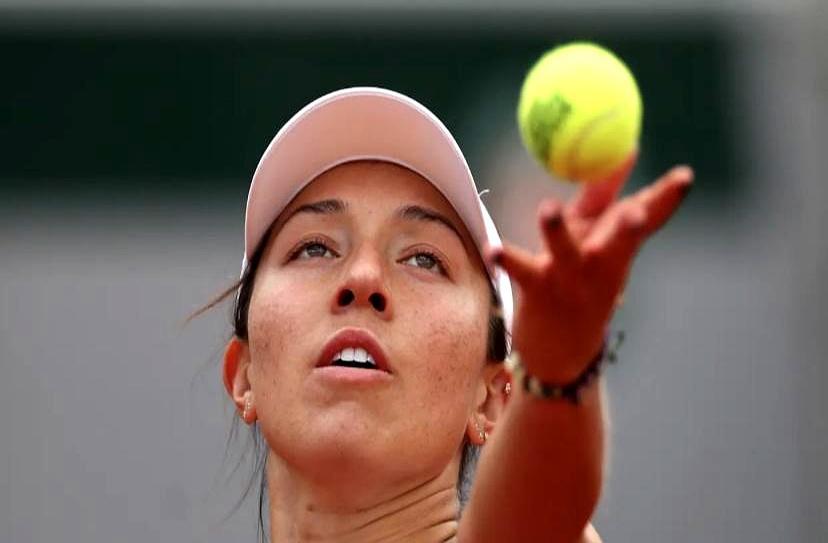 2026印第安维尔斯站邪门了，前十种子居然全打进16强。高芙打一半左手臂受