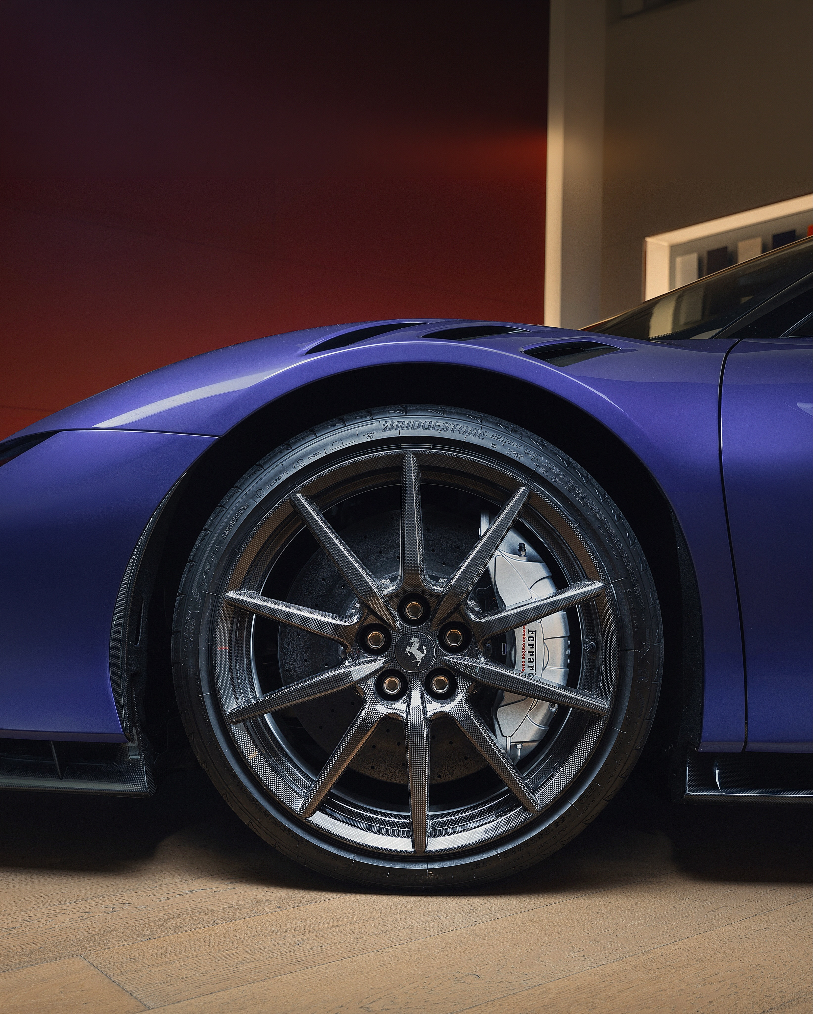 FerrariSF90XXSpider油漆：ViolettoDino