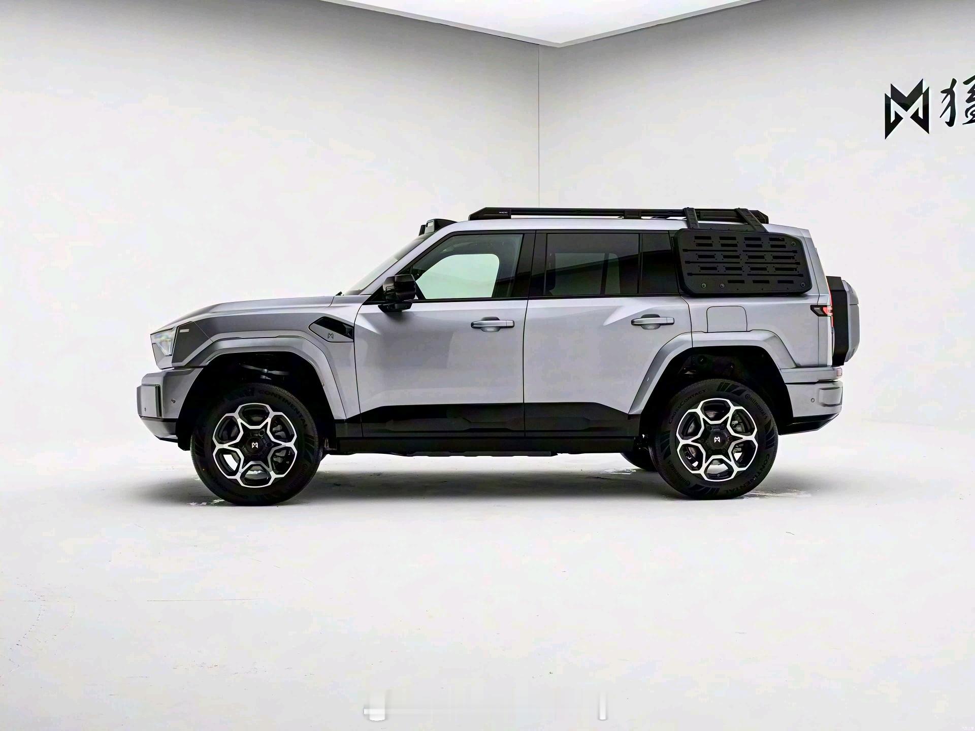 我现在知道猛士M817发布会上讲自己轻量化设计的意义了，比同价位同尺寸同级别的车