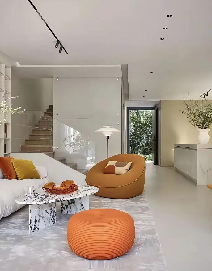 王石和田朴珺在深圳的家。说是田朴珺亲自设计。深圳