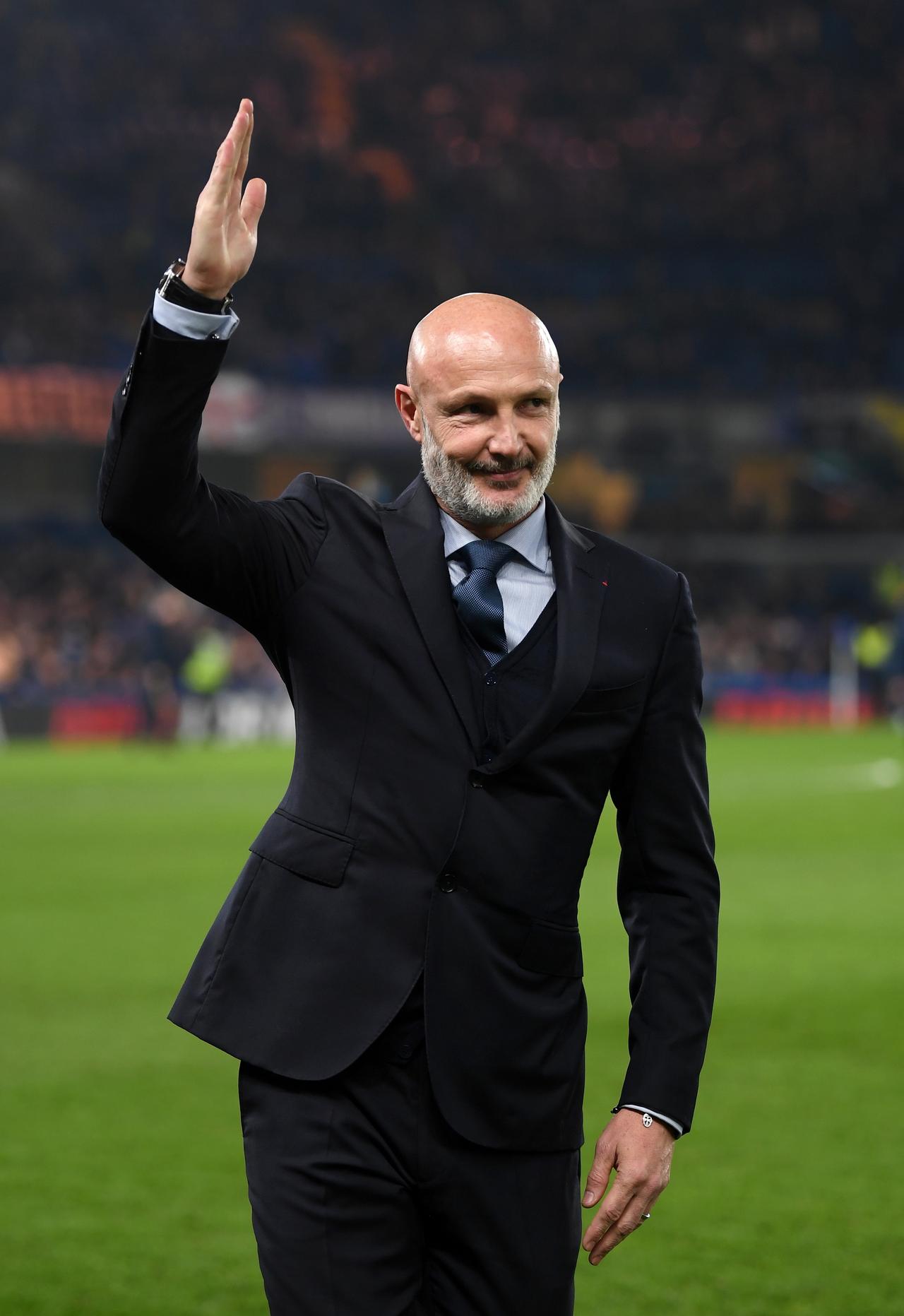 【必须严惩范德芬】前切尔西后卫弗兰克·勒伯夫在ESPN的节目中谈及范德芬对伊萨克