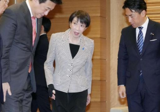 中日双方火药味满满！家人们，刚刷到两条重磅消息，直接把中日之间的紧张感拉满了！