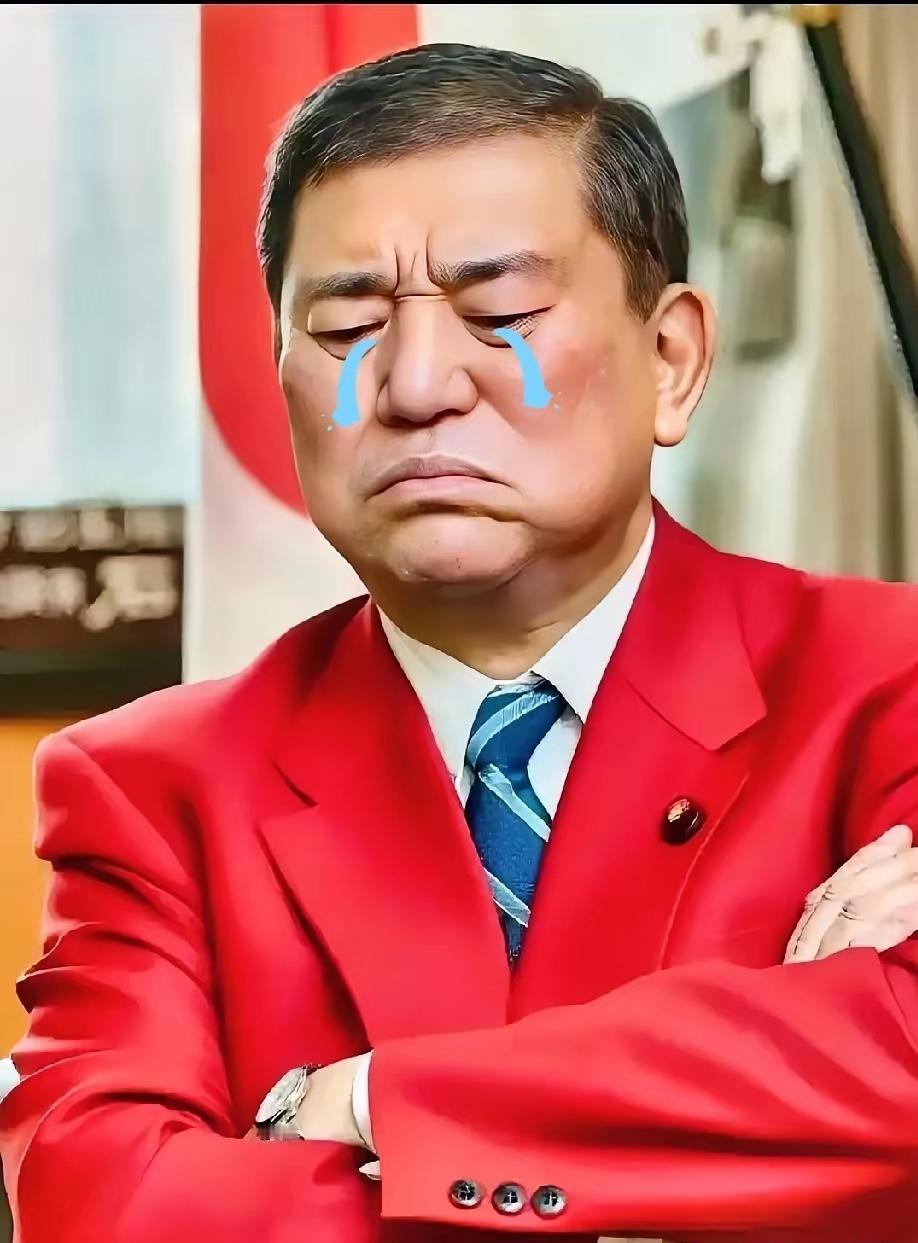 就在刚刚日本突然宣布了！2025年10月8日，日本政坛突然热闹起来了，七个在