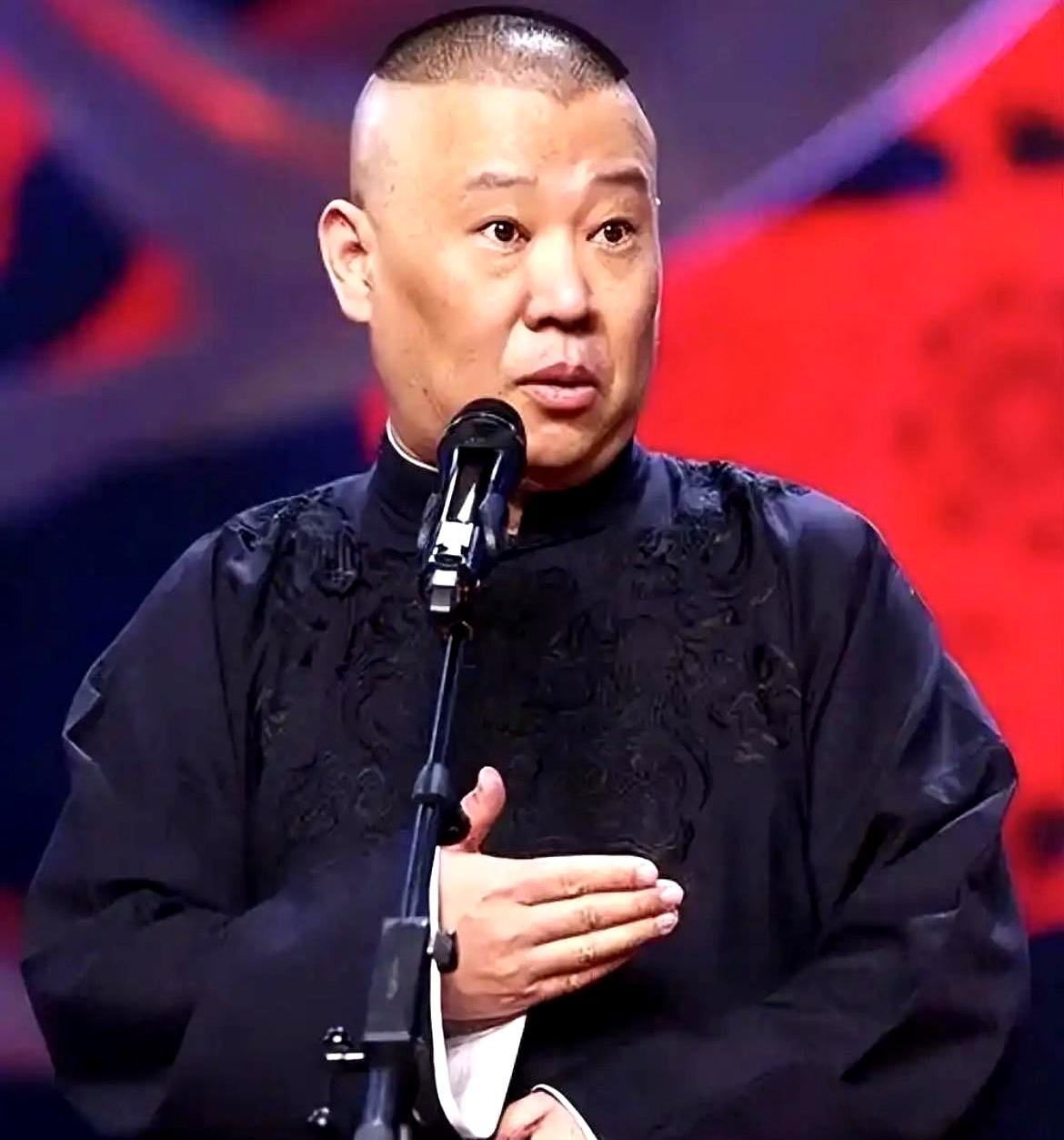 不罚、不禁演、也没个说法，最磨人的就是这招——晾着。武汉那边流程照走，批文却不