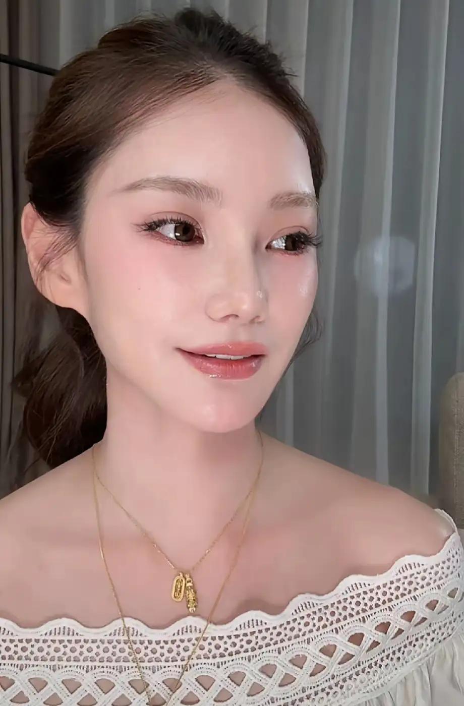 真是有苗不愁长呀，汪小菲同学的儿子汪宝儿是正月初七生的，现在都4个多月了。马