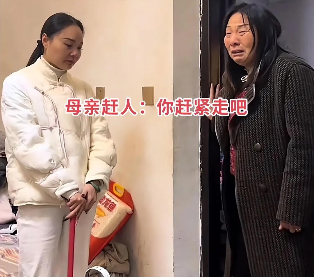 河南。女子39岁，离婚带两娃回娘家住了几个月，嫂子和弟媳看她白吃白喝不待见她。