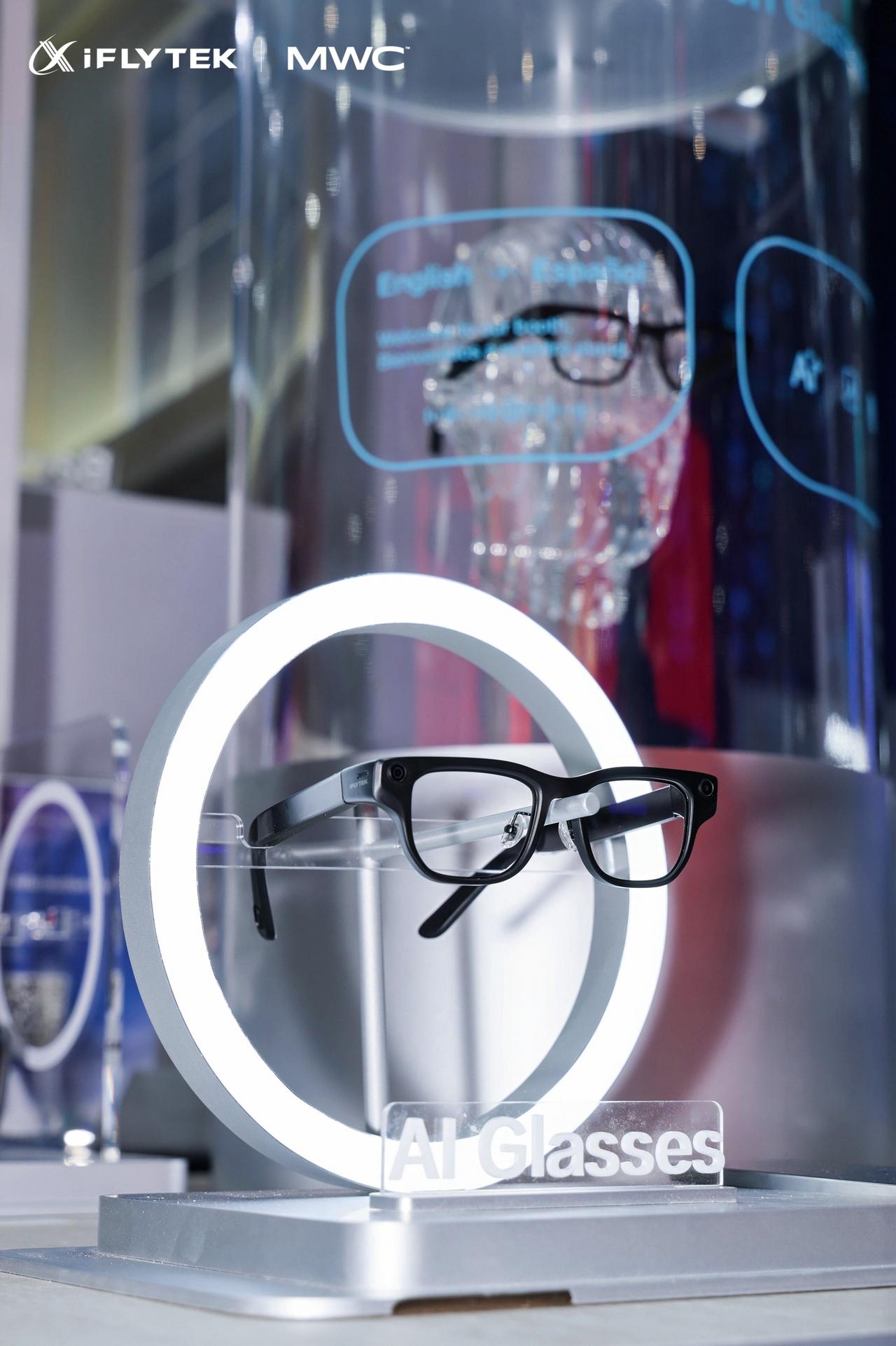 【科大讯飞AI眼镜亮相MWC】云逛MWC2026，被中国企业刷屏了，刚被科大讯