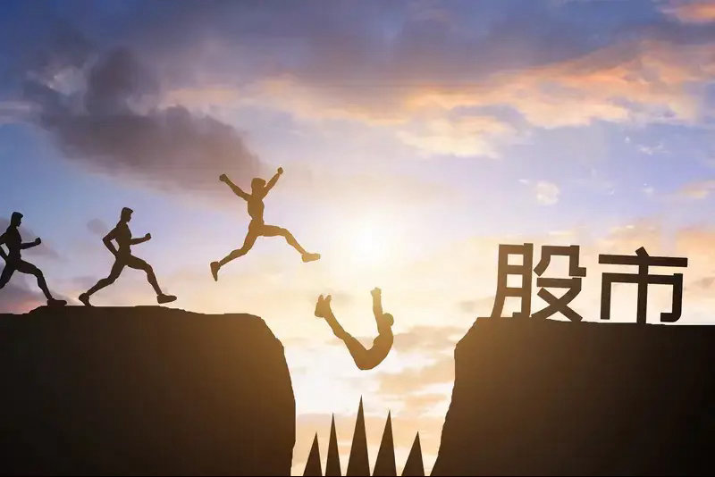 退学炒股（退神）、陈小群、作手新一三大短线牛散核心共同点总结一、底层认知：短线