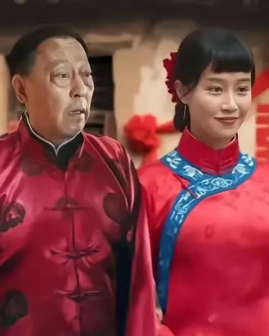 蓝盈莹真是豁出去了，倪大红用实力接住了为艺术献身的她！“作爹”倪大红可能做梦都想