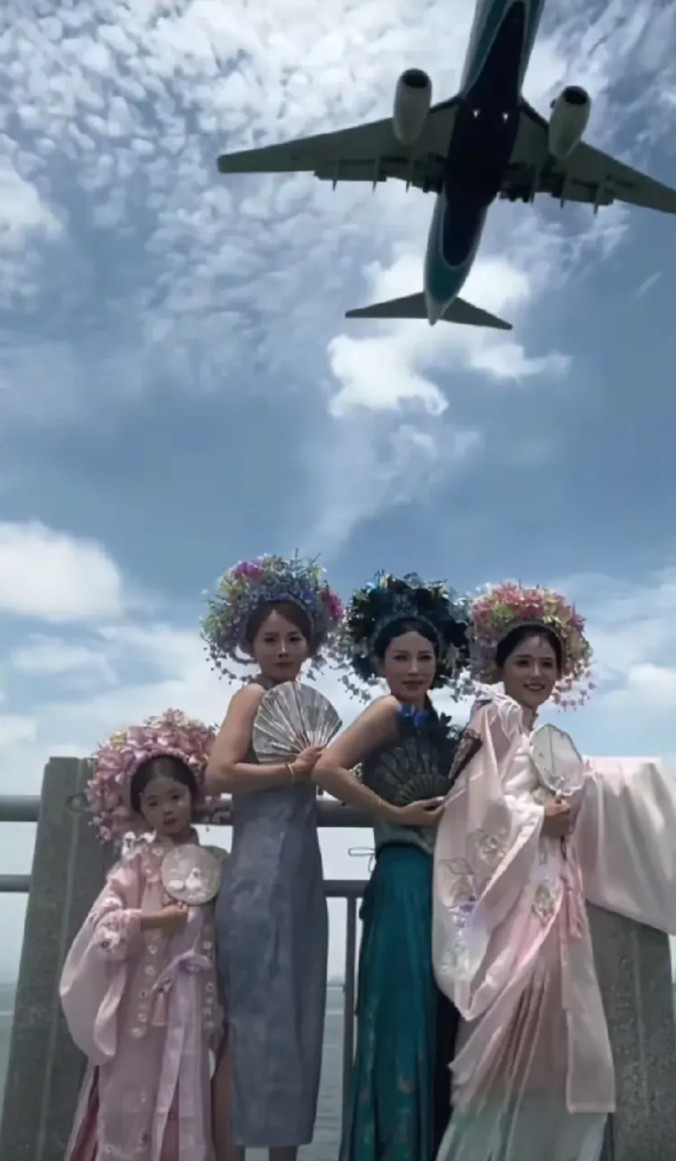 我敢说，瑾汐会输，许建华会赢！突然之间就对瑾汐三姐妹提不起兴趣了，什么海边骑行