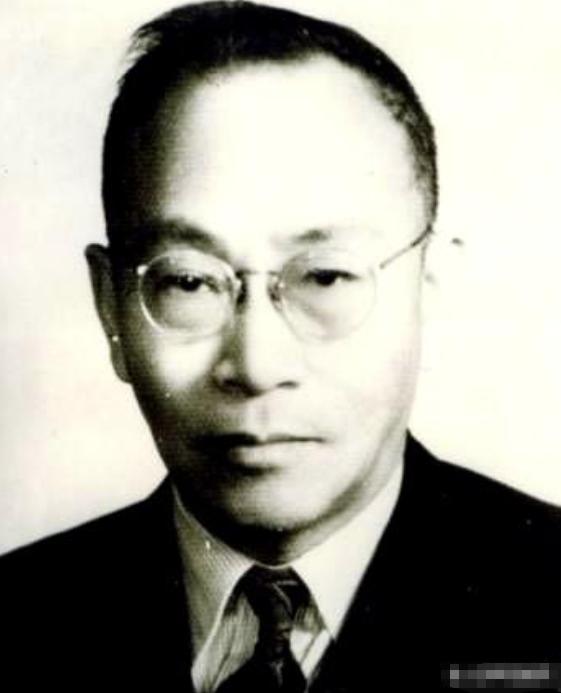 1941年，青霉素是西方国家绝不外泄的机密，中国军民的伤口化脓腐烂，只能咬牙忍受