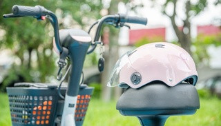骑乘电动自行车应戴头盔? 北京拟强制规定, 国家立法仍滞后