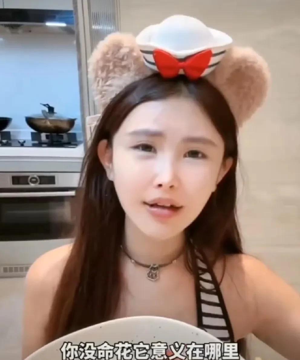 猫妹妹说不是因为钱离开辛选，在辛选挣钱没时间花，没有意义！