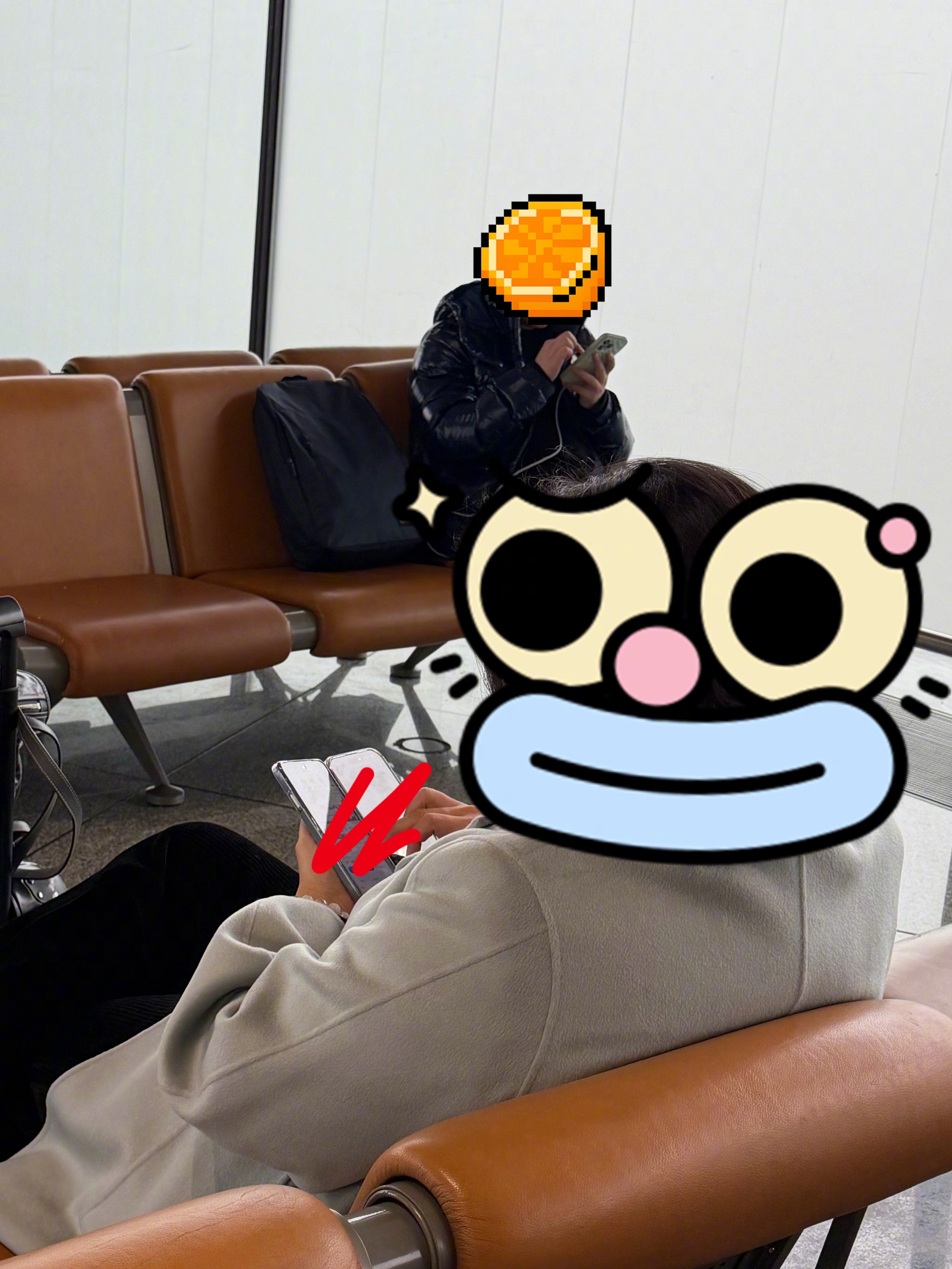 一觉睡到上海没想到舱门一开，天灰得给我整不会了不是…我还以为又回北京了登机前看到