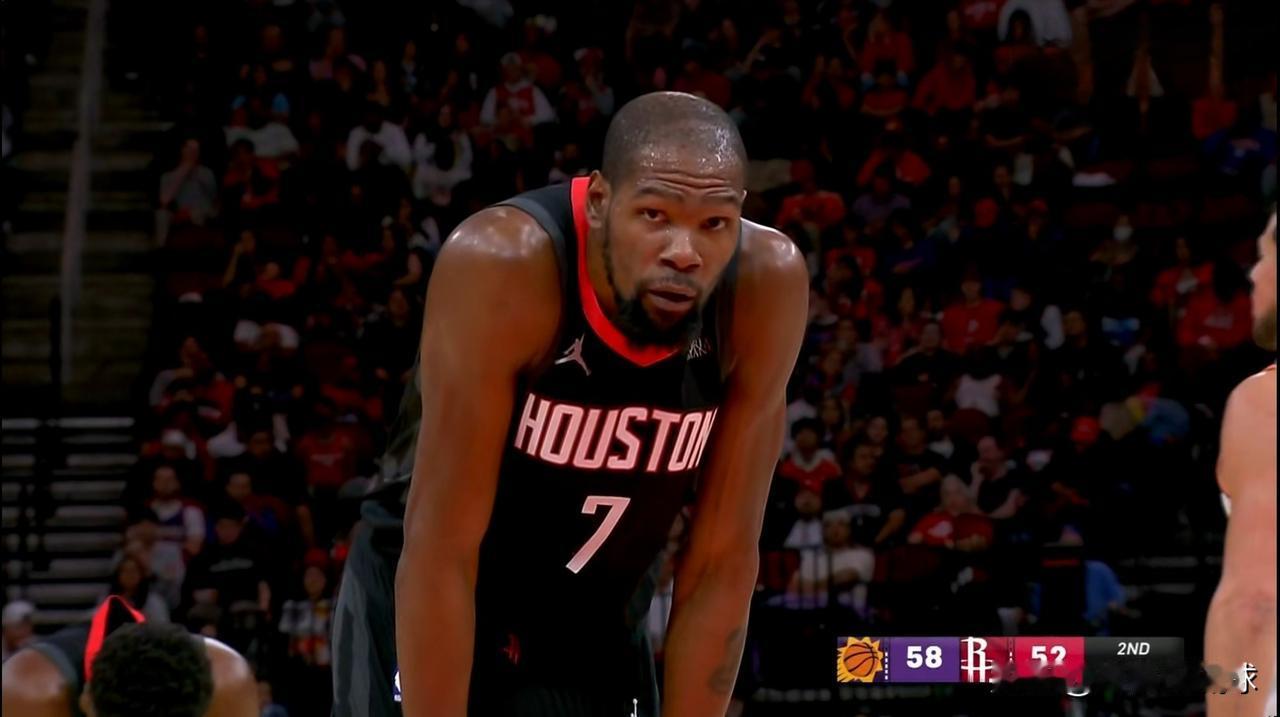 火箭超级球星杜兰特真是太小肚鸡肠了！在今天火箭主场以100:97击败太阳的赛后采