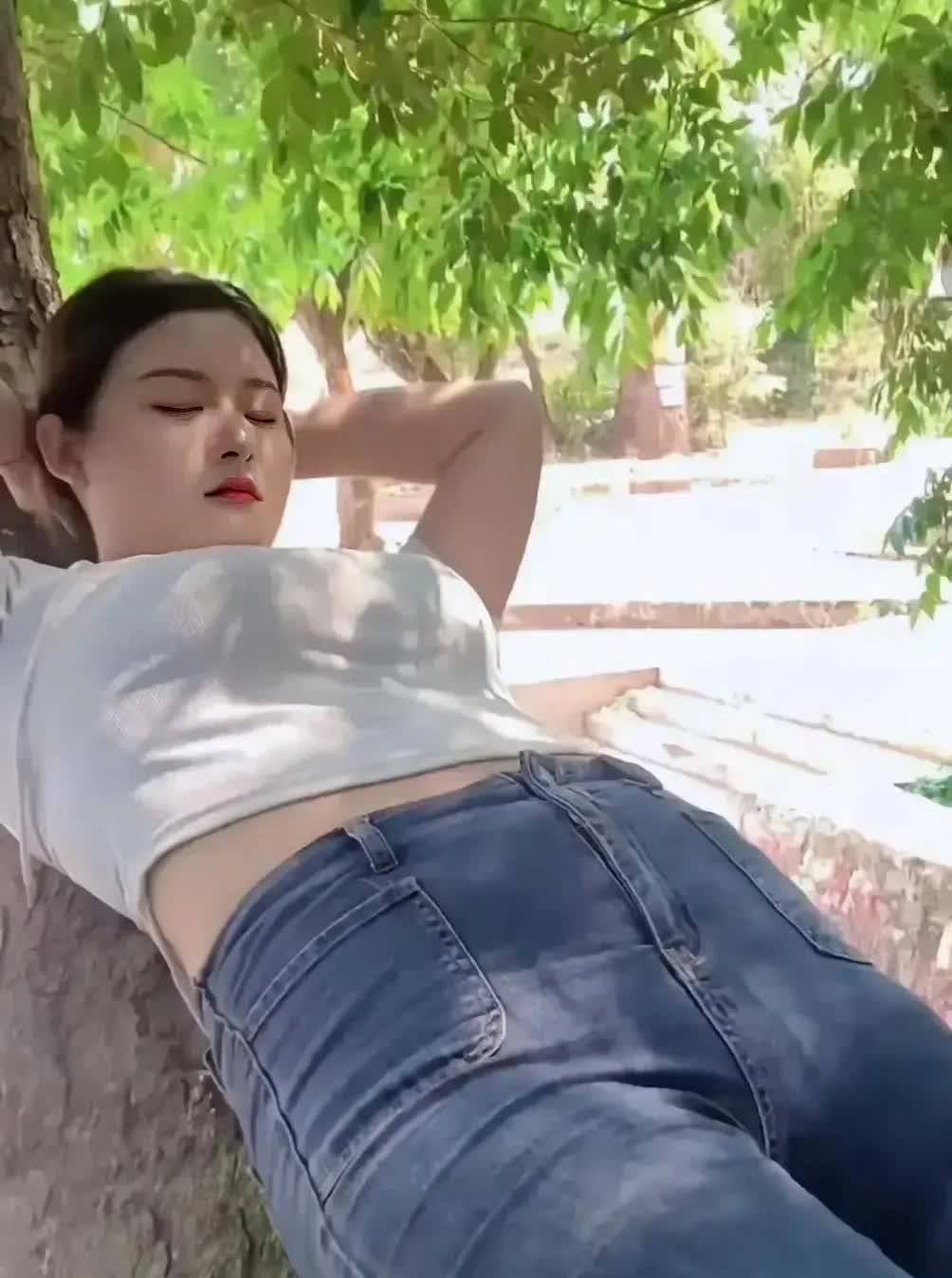 这要是让男光棍看到了，还了得吗？