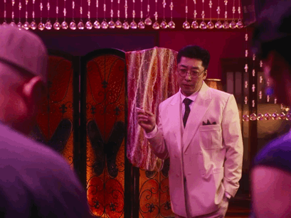 不知道张子贤舞姿很曼妙张子贤用实力诠释什么叫“一本正经的搞笑”。那曼妙的舞姿