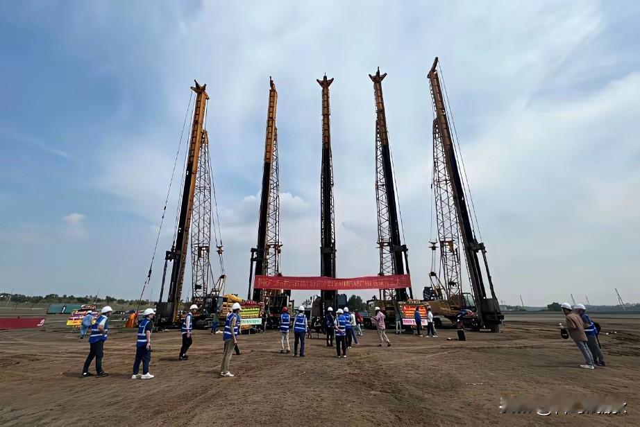 印尼"薅羊毛"，中企刚建好厂就"关门打狗"。中国企业刚砸下120亿美元，在印