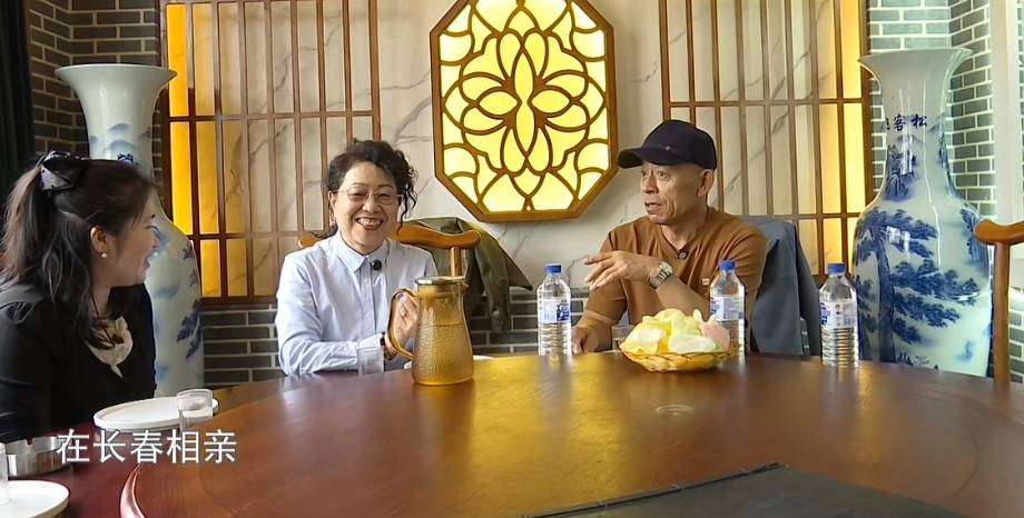 64岁大姐来相亲，大姐拿过太极拳锦标赛冠军，看上了爱好健身的大哥。大哥不抽烟不喝