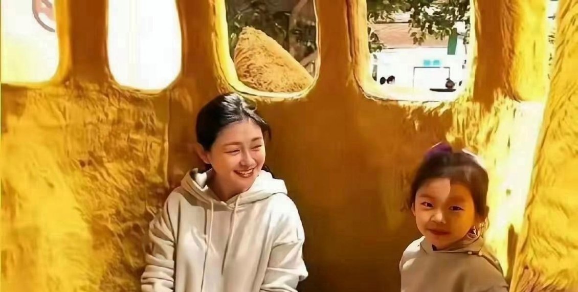 原来聪明睿智的大S早已料到，她不能够陪伴她的两个孩子长大，所以在得知汪小菲和马筱