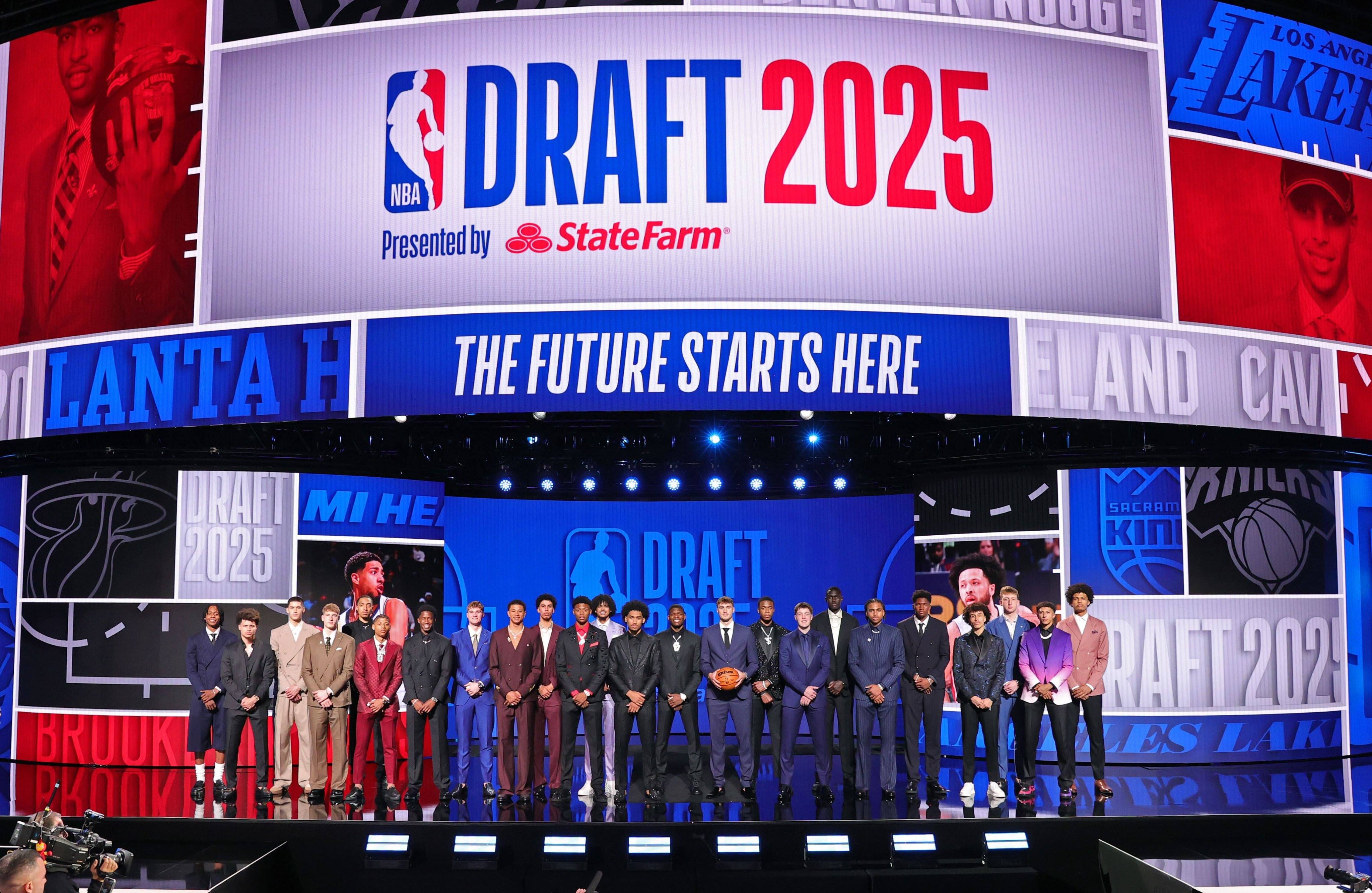 NBA选秀杨瀚森冲击2025NBA选秀2025年NBA选秀，小绿屋24人大合影