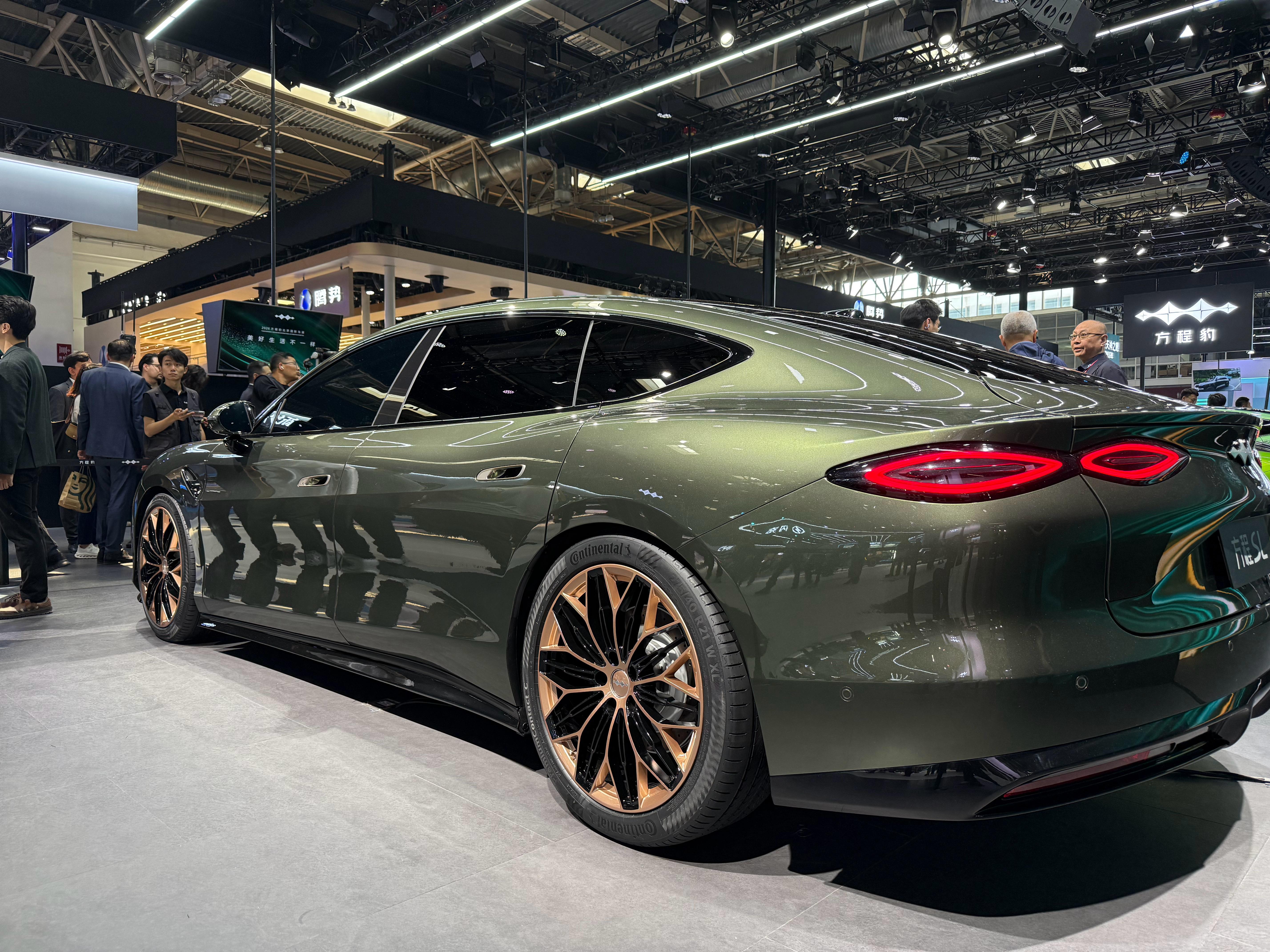 方程豹发布会方程S系列今年三季度上市方程豹跑车亮相北京车展方程豹全新“方程系列”