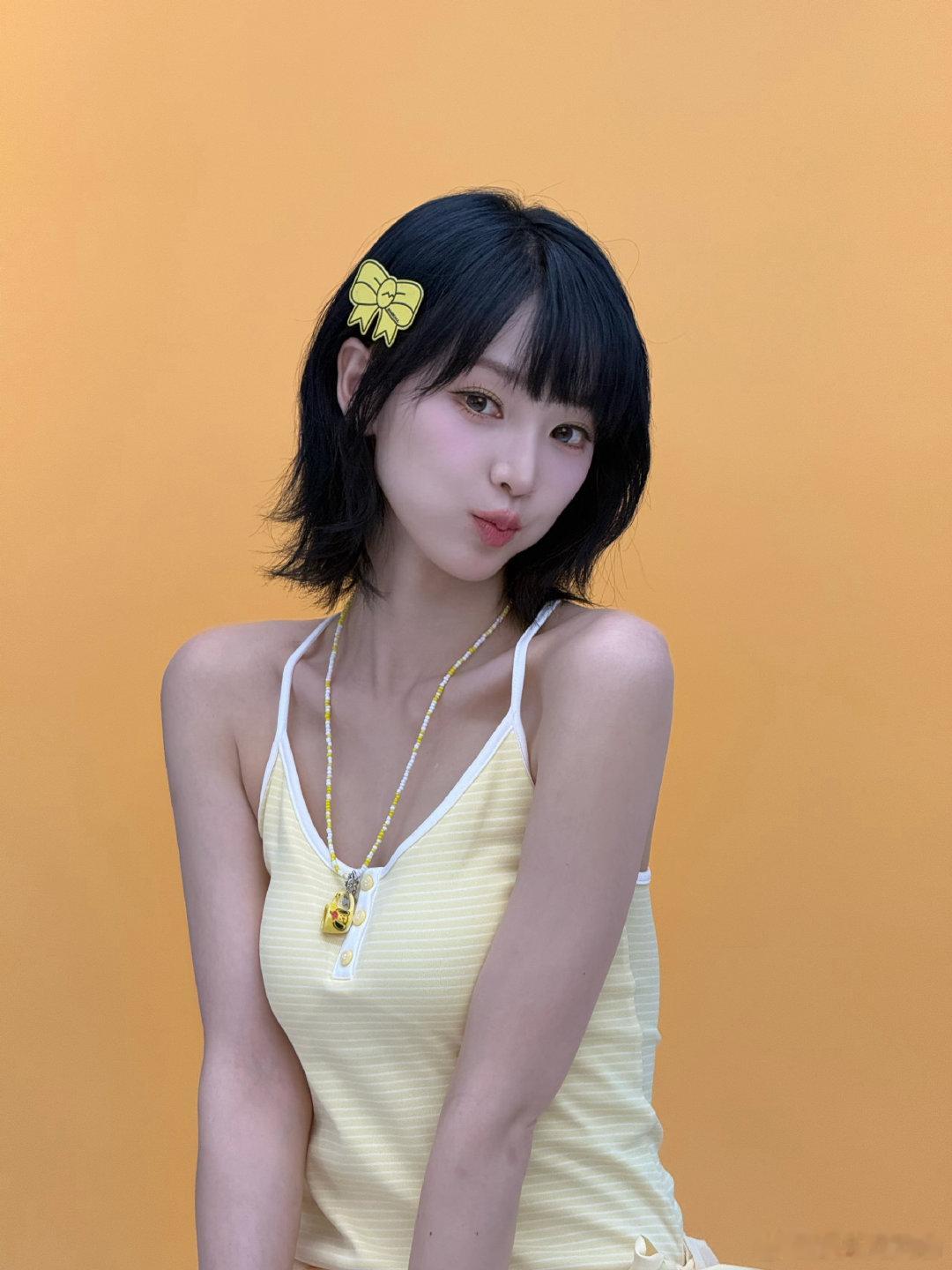 #黄灿灿你有这韧劲干啥都会成功的#太佩服黄灿灿的毅力了，不会坐等机会，节目每日收官之后主动出门试戏，