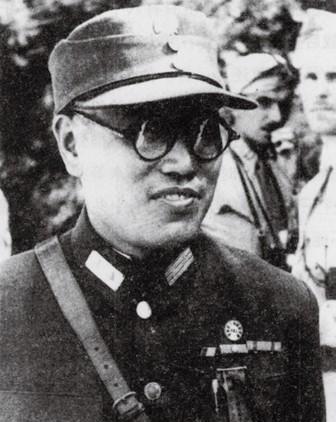 1948年10月27日晚，廖耀湘（西进兵团司令）决定向南方解放军较少的地方突围。