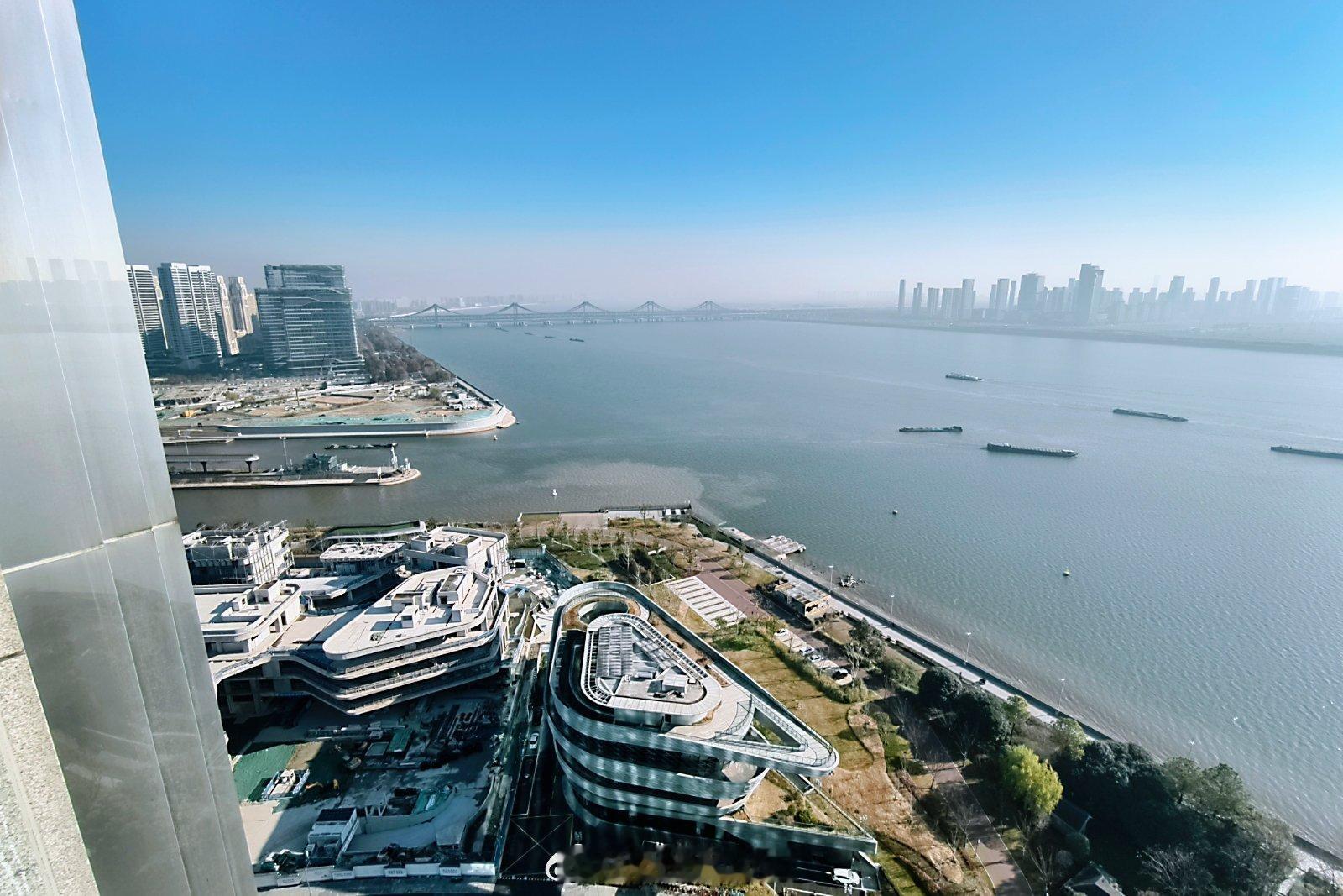 钱塘江/京杭大运河入口，咋没有红绿灯捏随手拍杭州·钱塘江大桥