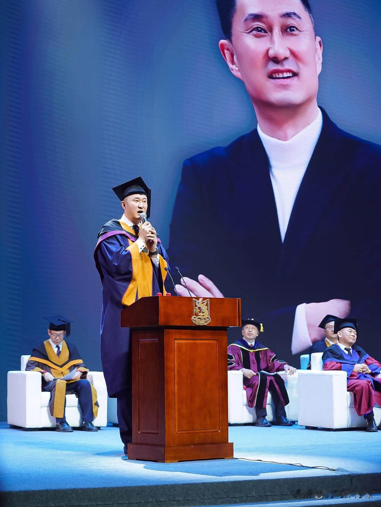 CBA现役球队主教练个个都是高材生:1.杜锋毕业于广东工业大学，经济系