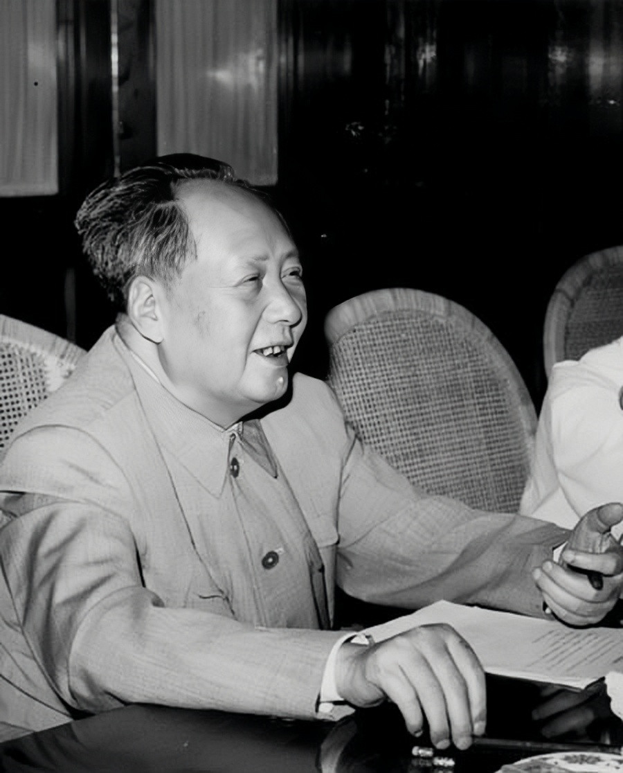 1968年，缅甸共产党要求在中国公开发表纪念缅共武装斗争二十年声明。缅共在国内都