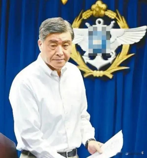 来自岛内最新消息就在今天上午！针对大陆无人机俯拍台北101大楼一事。台防务