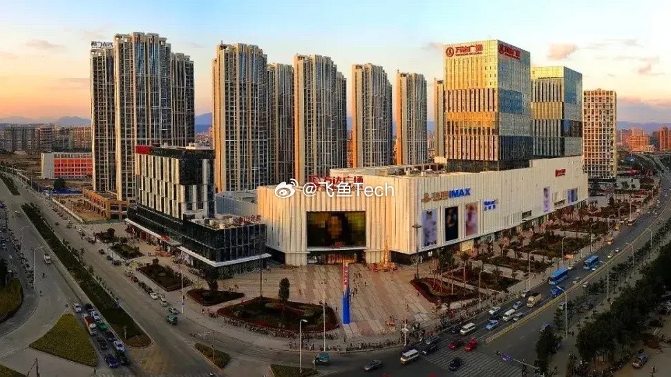 王健林再卖48座万达广场6年时间王健林硬是砸锅卖铁，把负债6000亿基本还清，最