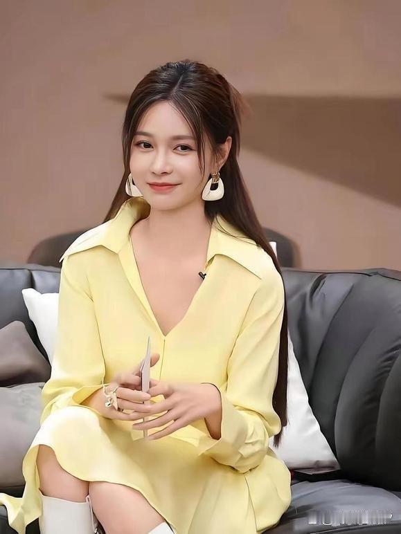 3000万，当场让准婆婆闭嘴。杜海涛在节目上突然问沈梦辰：能给我妈3000万不？全场一下静了。沈梦辰