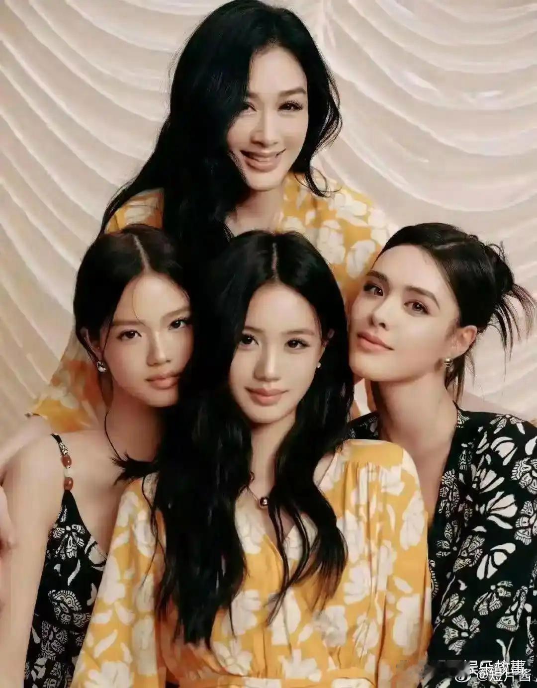钟丽缇母女四人登上杂志，辨识度超高，各有各的特色，妥妥的母系美貌！三女儿也太好看