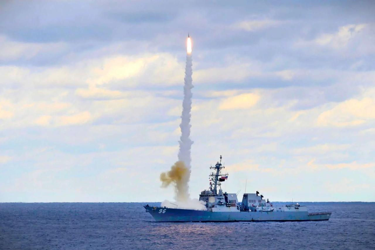 美国海军寻求73亿美元购买785枚战斧和540枚SM-6导弹根