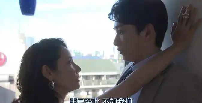 男人自白：早知道我老婆能这么狠，说什么我也不会乱来我团队老师之前带了一个原配来
