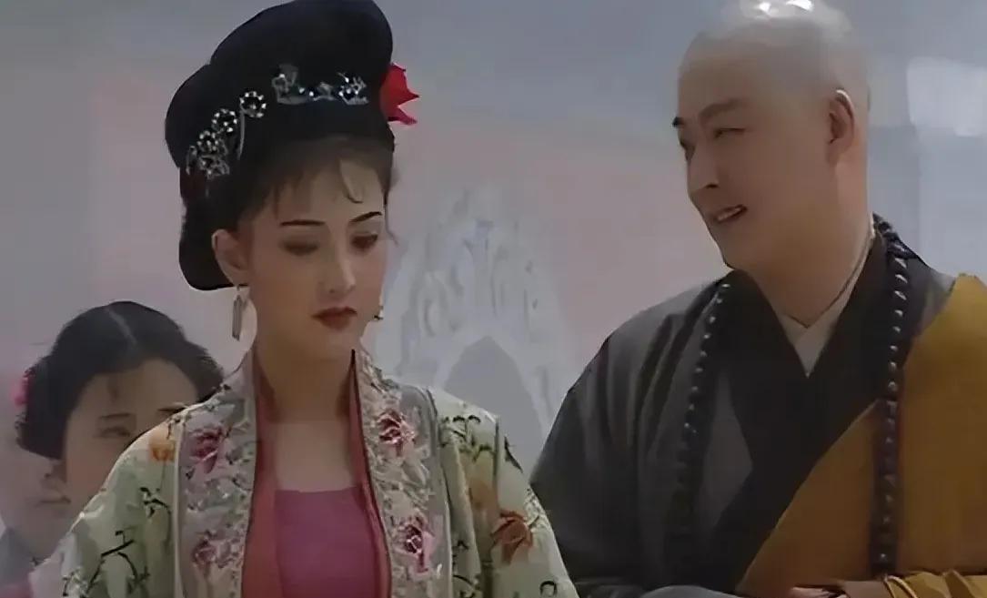 明朝中期，江西有个寺庙以“求子灵验”闻名，妇人只需在“子孙堂”独住一宿，十有八九