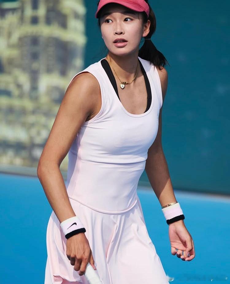 🇹🇷W15女单首轮🇨🇳徐佳钰4-6/7-6/10-7🇹🇷Ku