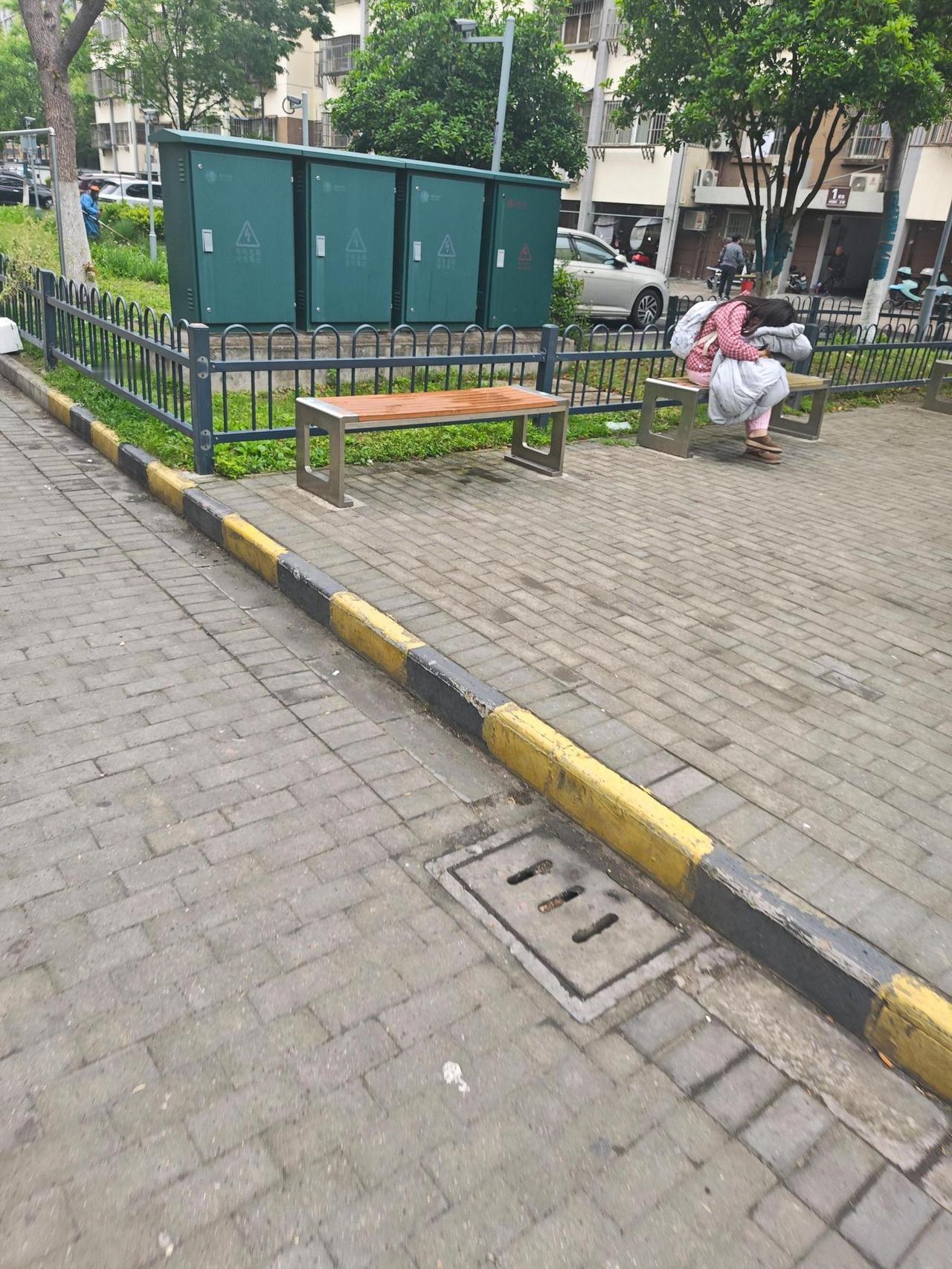 这是怎么了.伤心的人