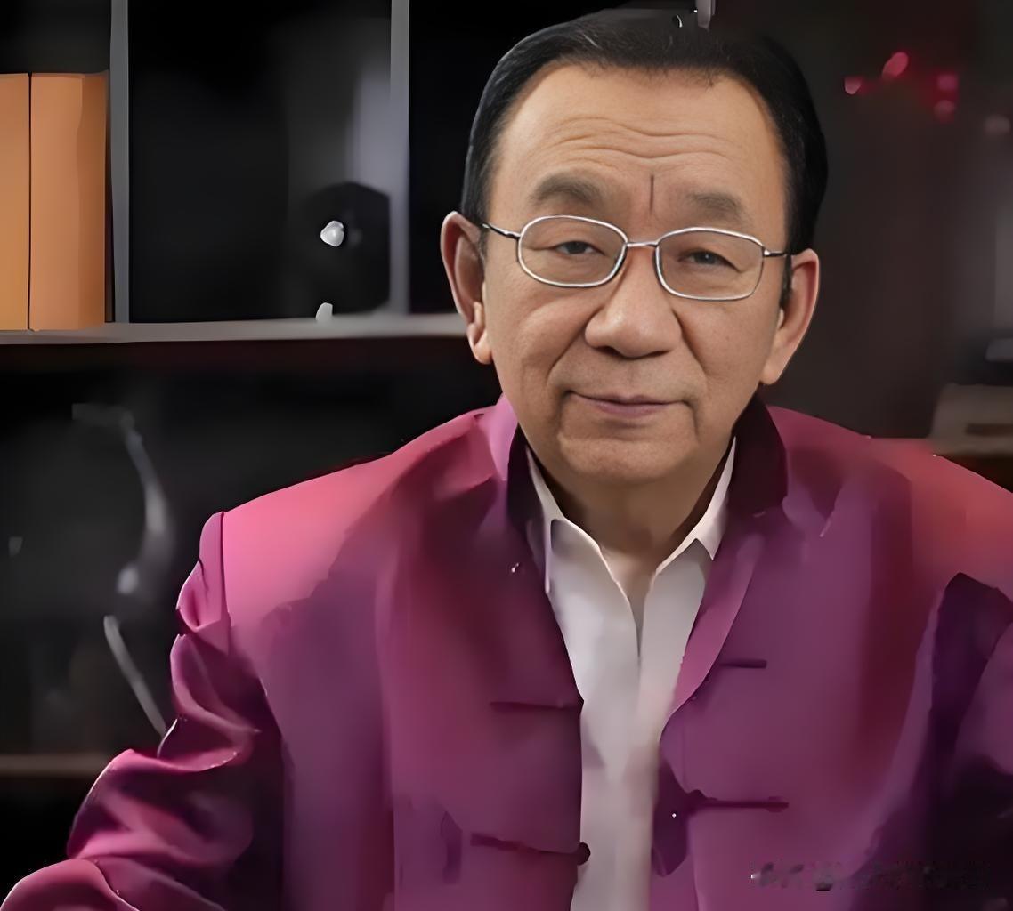 近日，相声三大家之一侯家家主侯耀华，谈及父亲侯宝林收徒：我父亲收徒标准没法说，那