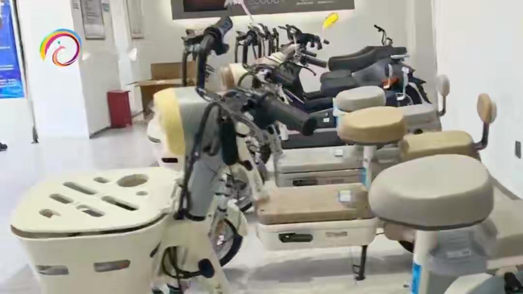 实践是检验真理的唯一标准。新国标电动车到底怎么样，交给市场来检验吧。供需平衡