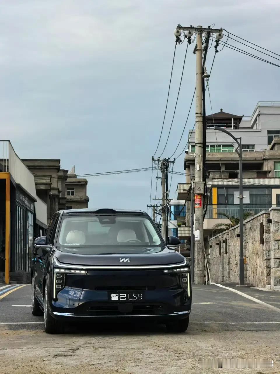 伤害性不大，侮辱性极强！智己汽车联席CEO刘涛在接受未来汽车Daily等媒